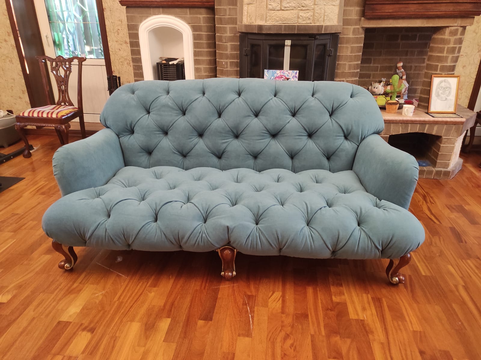 Обивка дивана. Омутнинск